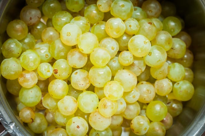 Trauben Marmelade mit Walnuss und Birne